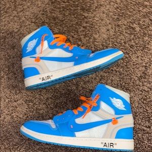 Off white Jordan 1 unc